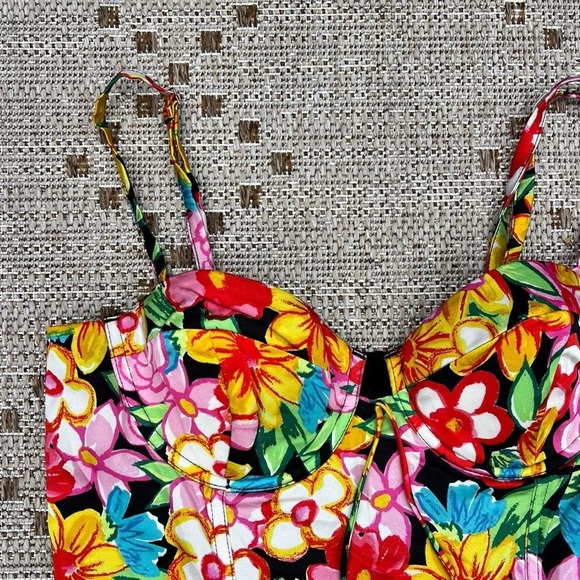 Floral Multicolor Women's Top - Picture 2 of 5